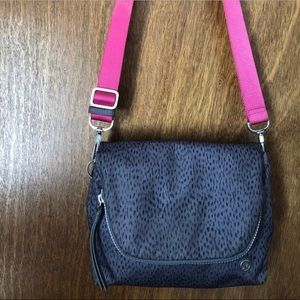 Lulu Lemon festival bag II